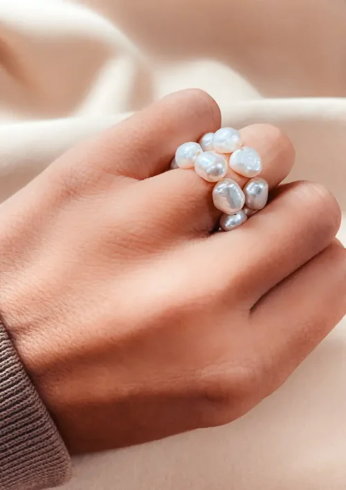 Bague en perles d'eau douce - Alma Bague perles d'eau douce. Bijou fait main DENADDA