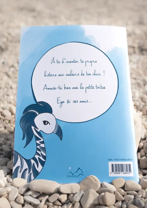 Livre de coloriages - Eya au pays des conteurs d'histoires Dos de couverture du livre de coloriages d'Eya au pays des conteurs d'histoires. Collection DENADDA