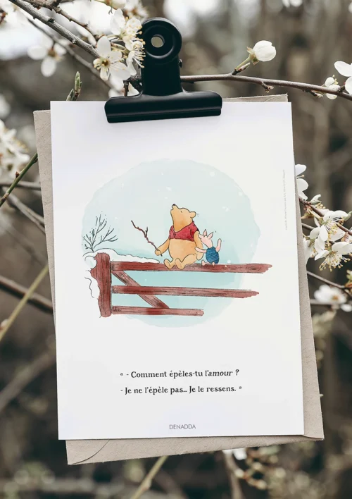 Poster Winnie l'ourson et l'amour Poster Winnie l'ourson et l'amour. Une illustration de Denadda inspirée par A.A. Milne & E.H. Shepard.