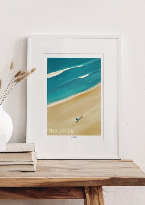 Cadre surf personnalisé "Priaia Da Falésia" Cadre surf personnalisé avec le nom de plage Priaia Da Falésia au Portugal. Denadda