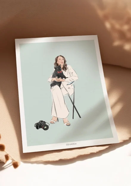 Affiche personnalisée famille et animaux dessin d'une femme avec un chat noir sur fond uni. Un dessin personnalisé par Denadda à partir d’une photo pour souhaiter une bonne fête de fin d'année.