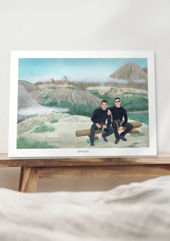 Affiche personnalisée amis, 2 amis assis sur un banc à la montagne habillés en tenu d'escalade. Une illustration dessinée par Denadda à partir d'une photo.