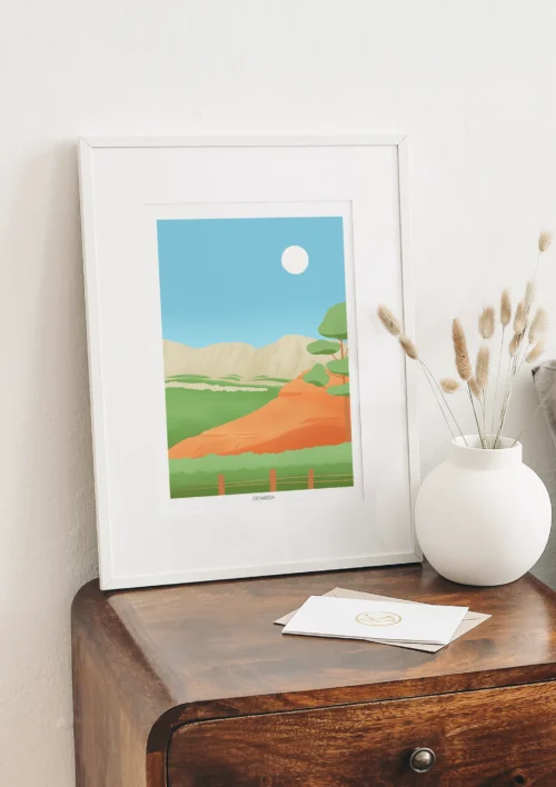 Cadre personnalisé paysage minimaliste - Montagne Cadre personnalisé paysage minimaliste d'une montagne avec des prairies. Création de Denadda à partir d'une photo.