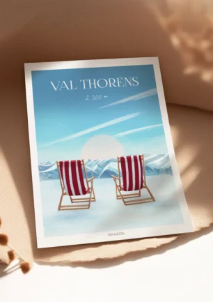 Poster Val Thorens 2300 mètres, pause transat sur les pistes de ski avec montagne enneigée. Illustration de Denadda.
