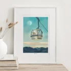 Cadre Méribel Mottaret, télécabine vintage sur fond de montagnes et ciel pastel, Illustration Denadda exposée en décoration murale.